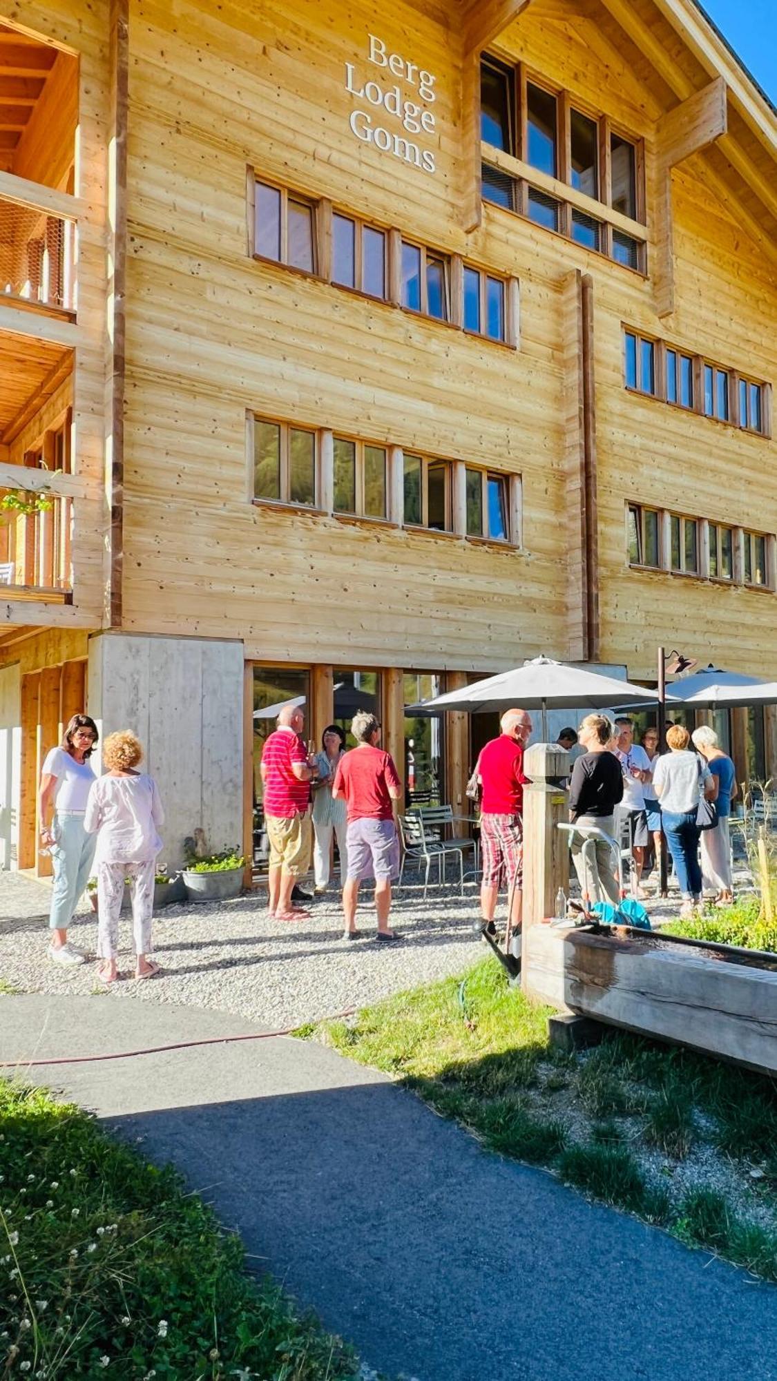 Berglodge Goms Münster Exteriör bild